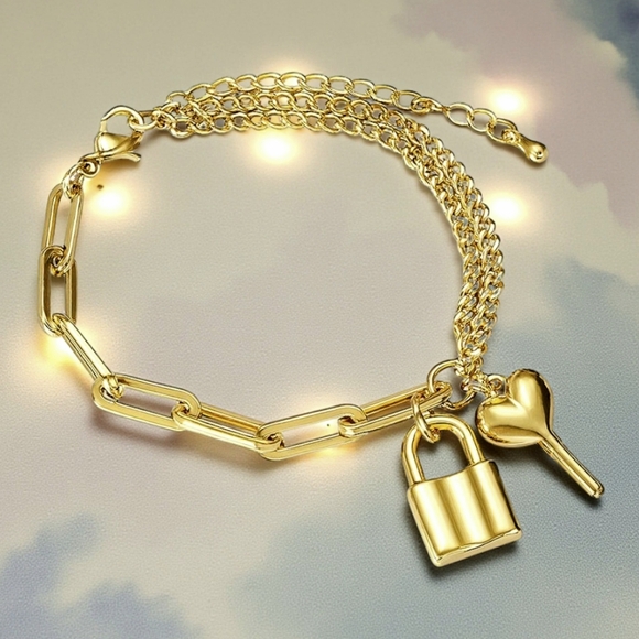 🆕️ Minimalist Padlock Heart Key Bracelet 18K Gold Plated Stainless Steel - Picture 10 of 11